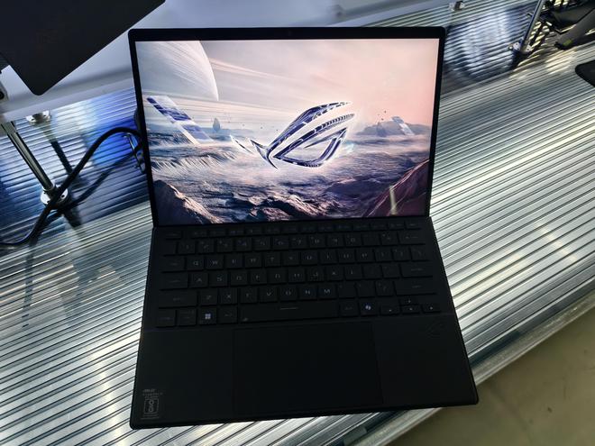 本预约页面上线月到手新品这样选不出错！PP模拟器试玩入口ROG 2025笔记(图5)
