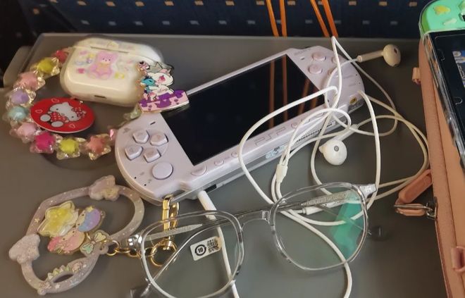 为什么PSP大获成功PSV却黯然落幕PP电子APP同为当年性能最强的掌机(图4)