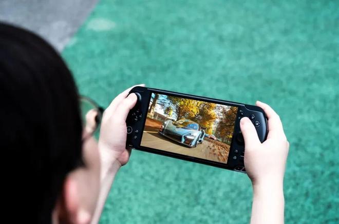 又一新机官宣:预计12月初发货PP电子128GB+4TB!(图2) 又一新机官宣:预计12月初发货PP电子128GB+4TB!(图2)